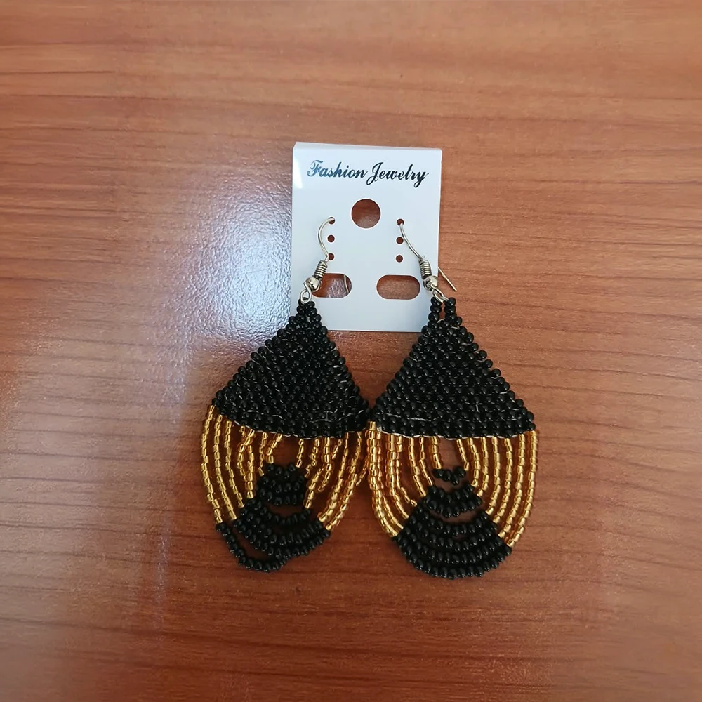 Teardrop Earrings – Black/Gold (Handcrafted)